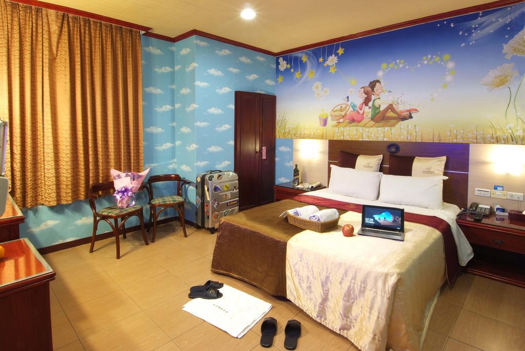 Golden Swallow Hotel Hsinchu Camera foto
