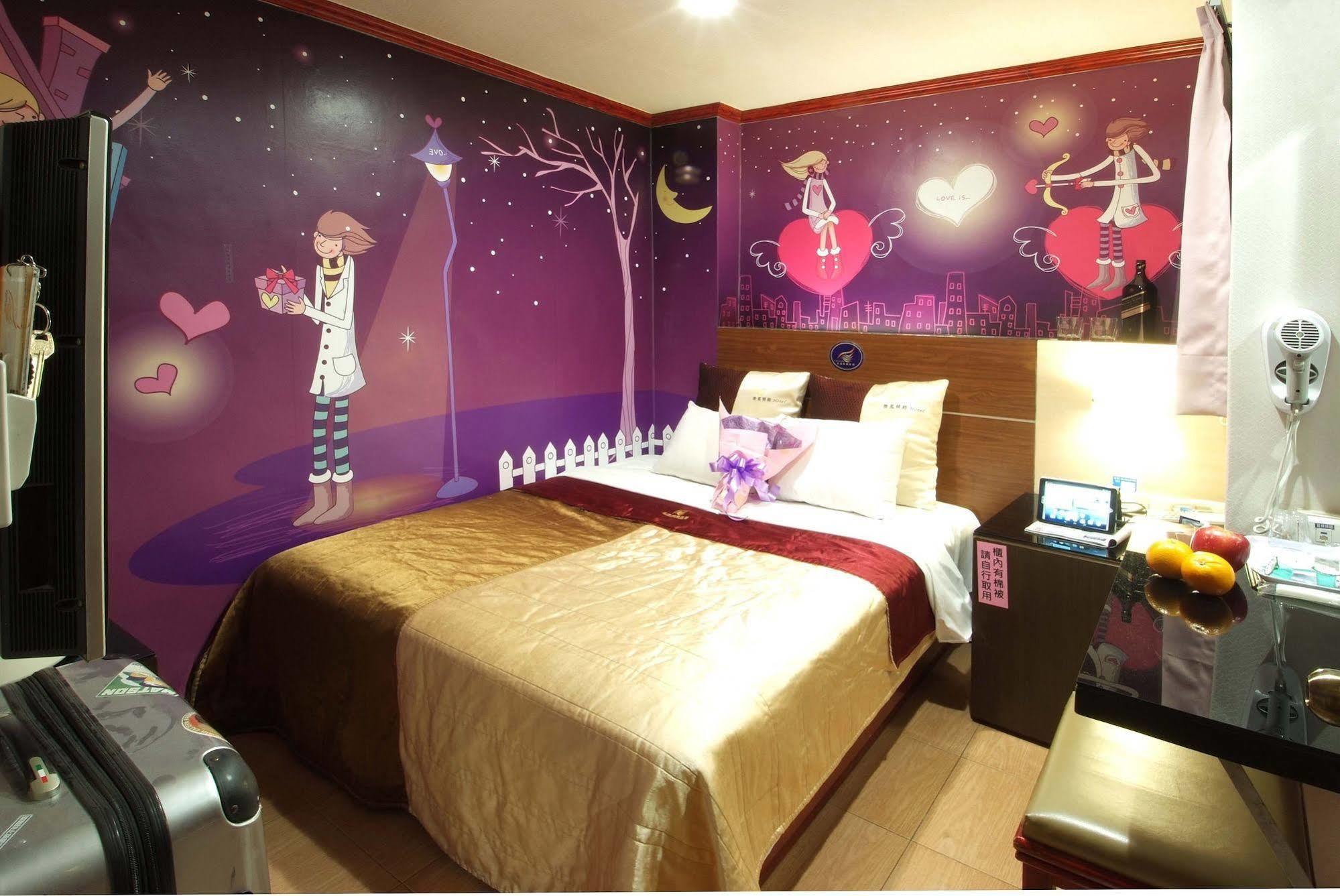 Golden Swallow Hotel Hsinchu Esterno foto
