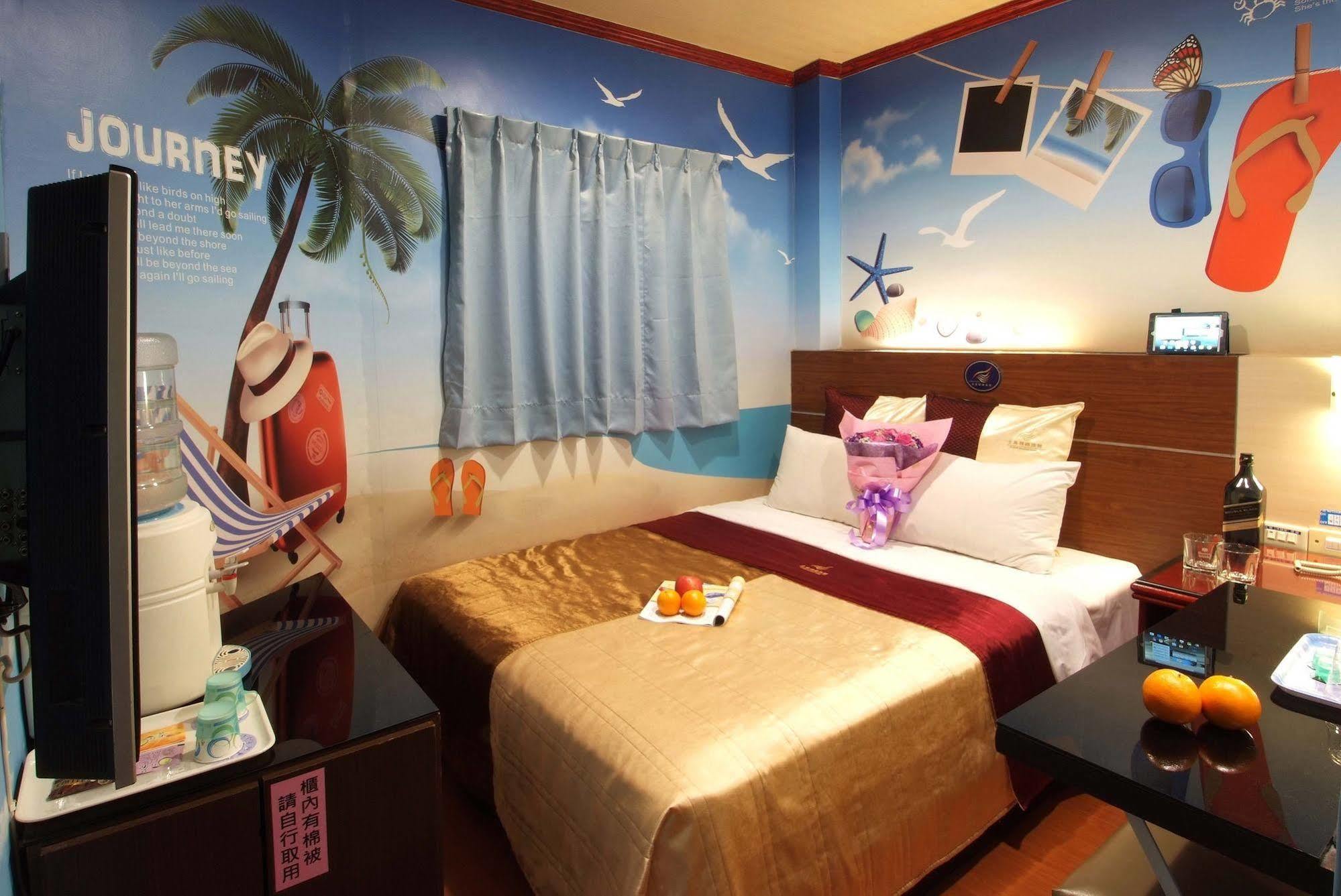 Golden Swallow Hotel Hsinchu Esterno foto